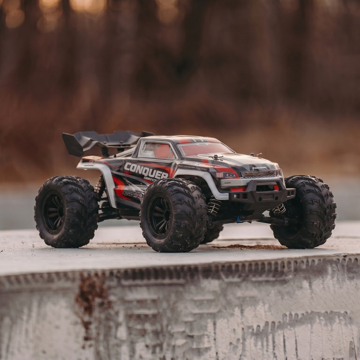 Conquer 4x4 1/16 – Voiture Télécommandée Tout-Terrain 50 km/h